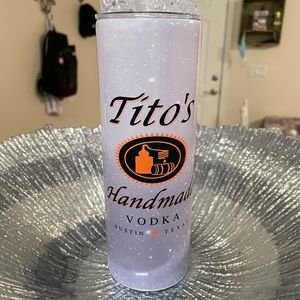 🧊 Tito’s Cup with Ice lid 🧊